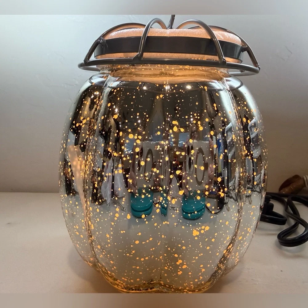 New no box Scentsy Fall Fairy Tale Pumpkin Warmer Nightlight Decor‎ Accent
